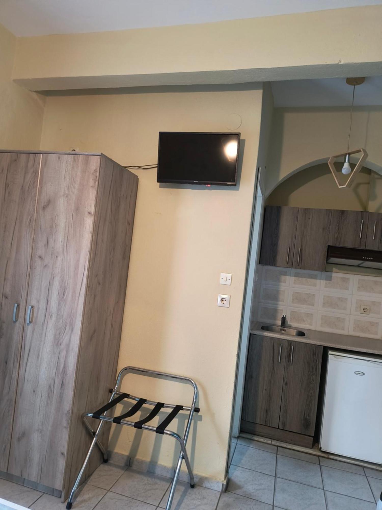 Amelies Apartments Paralia Katerinis Exterior photo